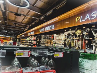 在生存之外，小商户如何寻求发展？